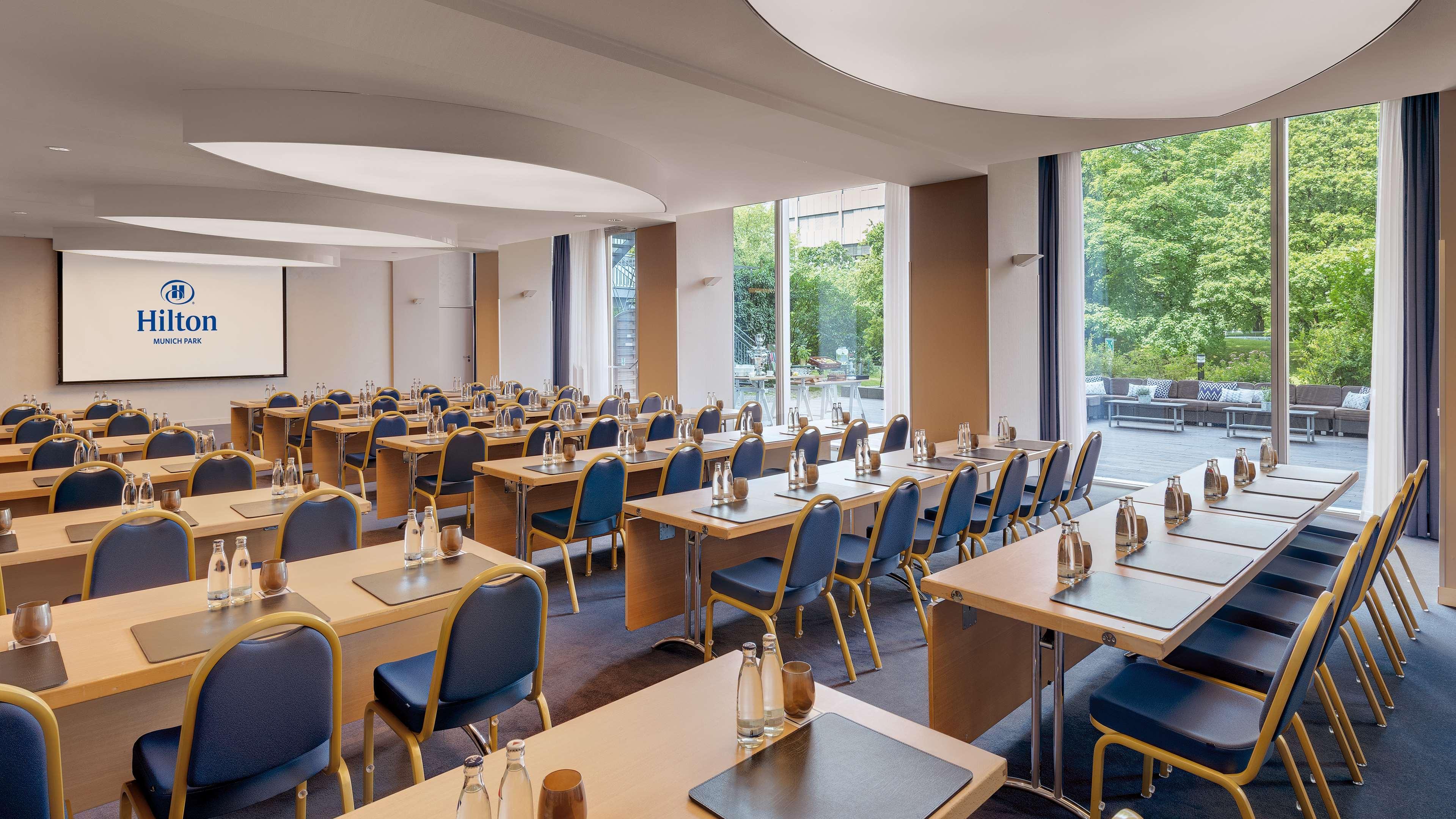 Hilton Munich Park Hotel Bagian luar foto