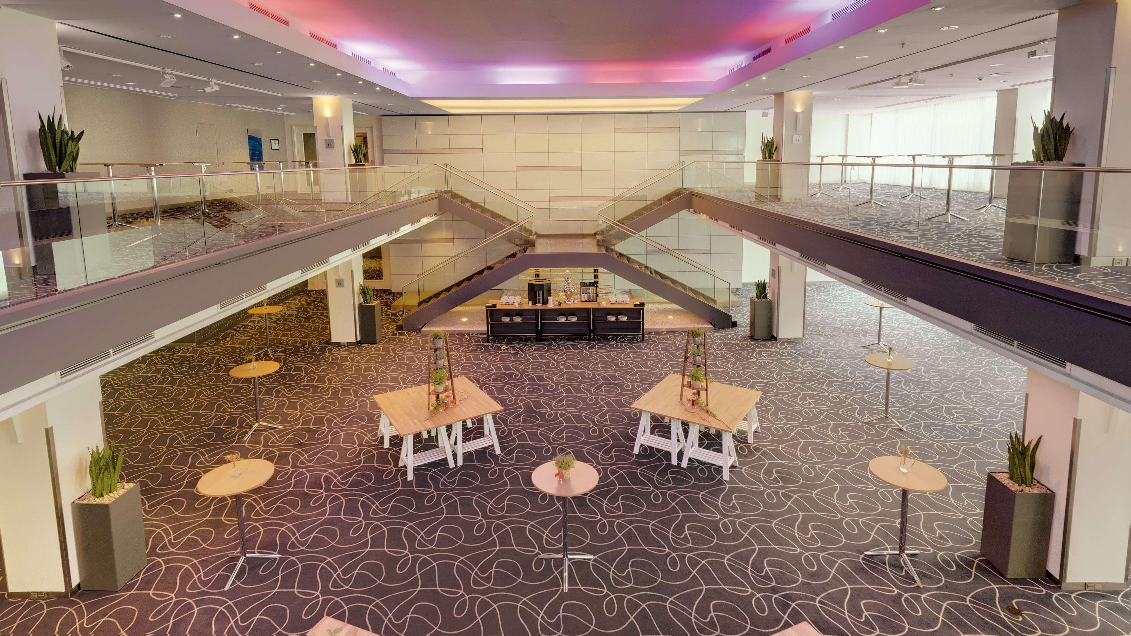 Hilton Munich Park Hotel Bagian luar foto