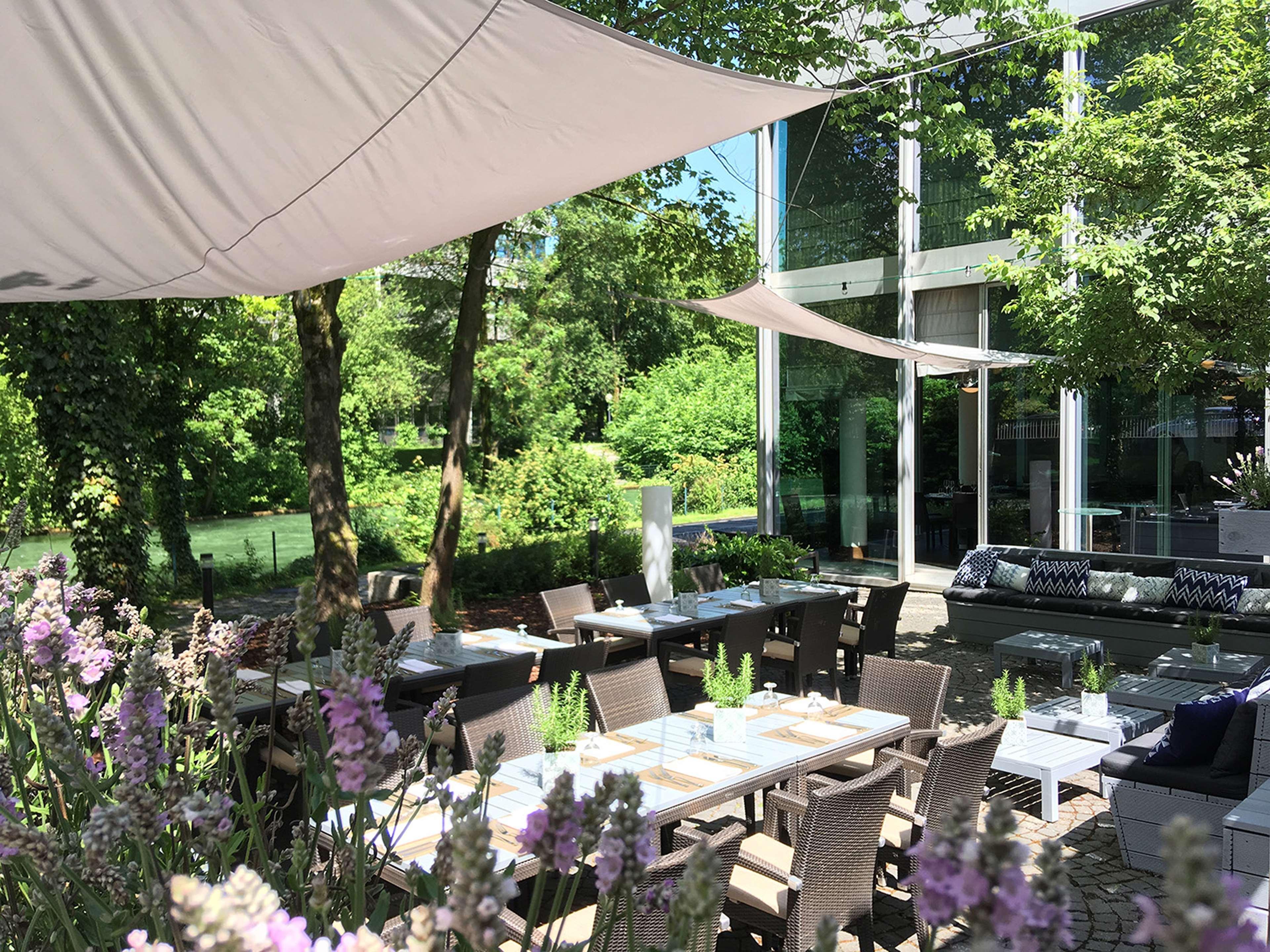 Hilton Munich Park Hotel Bagian luar foto