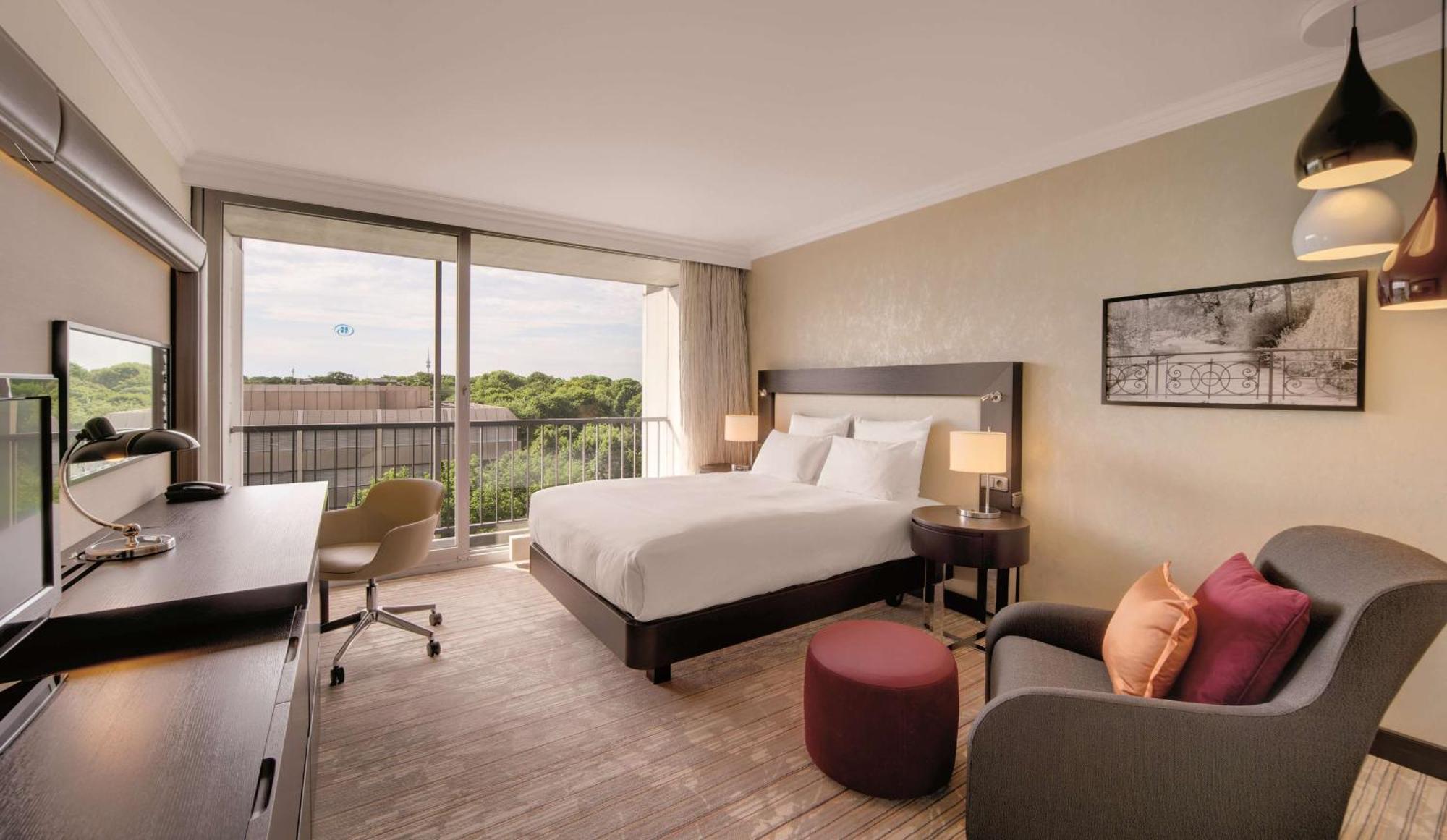 Hilton Munich Park Hotel Bagian luar foto